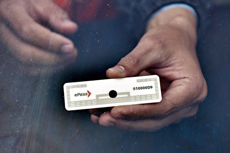 Tổng hợp những yếu tố ảnh hưởng đến tốc độ mạng internet 1 Tại sao nên sử dụng ePass thay vì trả tiền mặt